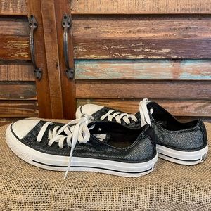 Women’s converse